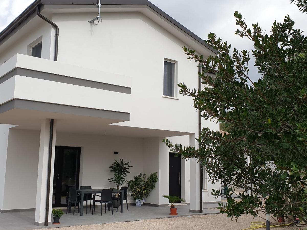 B&B Juniperus SantʼAnna Arresi Εξωτερικό φωτογραφία