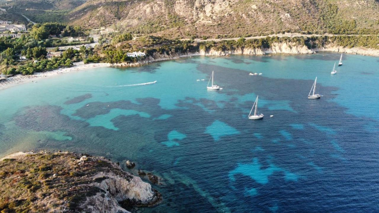 B&B Juniperus SantʼAnna Arresi Εξωτερικό φωτογραφία