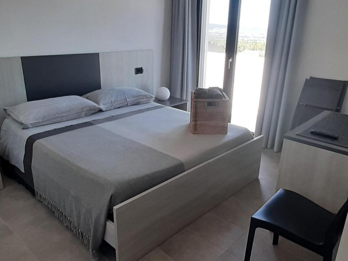 B&B Juniperus SantʼAnna Arresi Εξωτερικό φωτογραφία